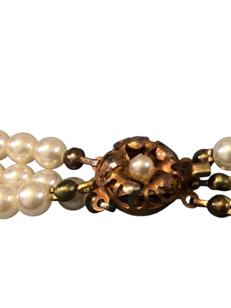 Vtg Faberge Gold-Tone Faux Pearl Necklace W/Non-Working Quartz Watch Pendant 29" — image 4 of 7